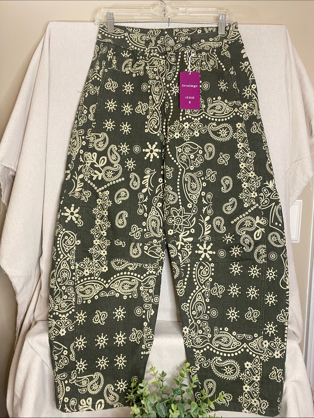 NWT Loveimgs Women Baggy Barrel Jeans Bandana Print Ankle Mid Rise, Green
